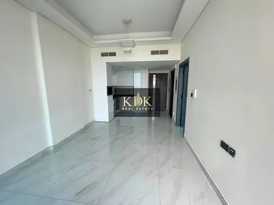 Premium 1 BR | Bright & Spacious | Best Living
