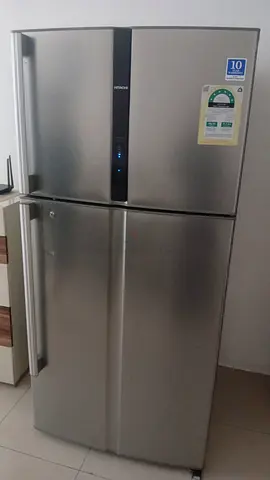 Hitachi 700 litters capacity big fridge freezer