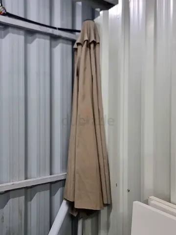 Large outdoor patio umbrella - used, good condition
