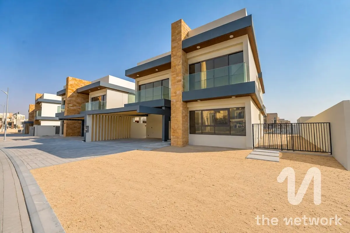 Priced to Sell | Lagoon View | Ready