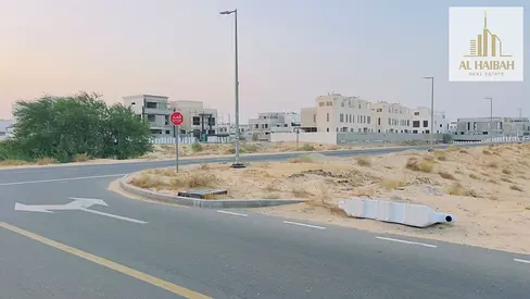 للبيع اراضي سكنية بالشارقة منطقة الحوشي موقع وسعر مميز