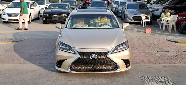 Lexus ES 350 2012 - American Specs - Excellent Condition