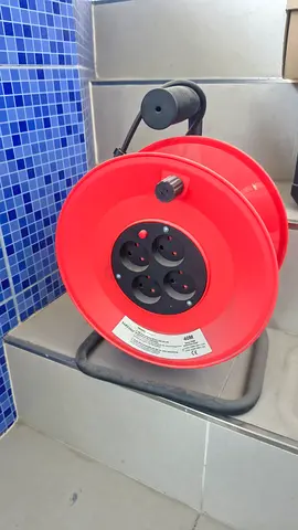 Retractable Extension Cord Reel with 4 Sockets - Good Condition 40m long