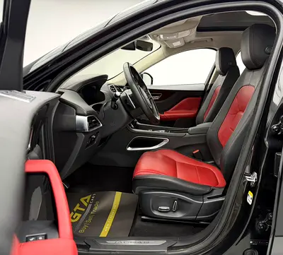 صورة مصغرة 14 لـ 2019 Jaguar F-PACE