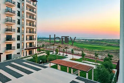 4 - 6 Cheques | Fully Furnished | Vacant