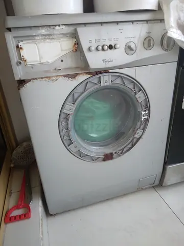 Washing machine urgent sale only 1 problem
