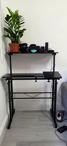 Used for 1 month laptop table (brand new) item listed for AED 130 (price/details shown)