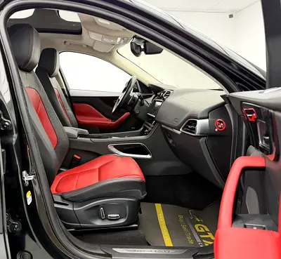 صورة مصغرة 15 لـ 2019 Jaguar F-PACE
