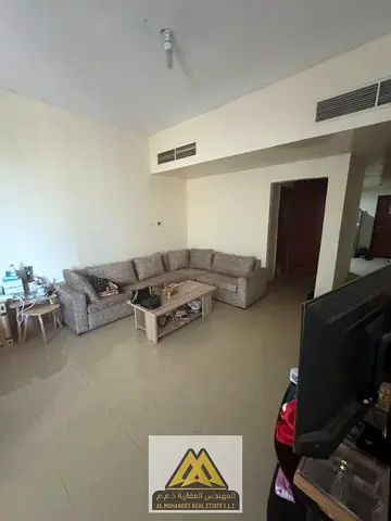 Cash Sale Studio in Horizon Towers, Ajman, with a total area of 675 sq. ft. The studio is vacant and ready for handover and comes with parking. A suit