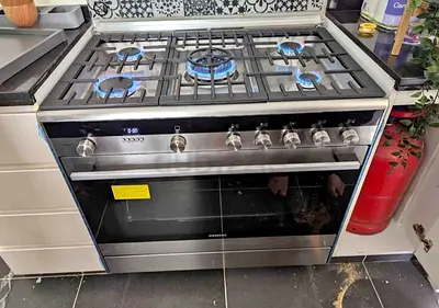 .Siemens iQ700 Italian Top 5 Burner Gas Down Oven Electric Cooker Range Size 90×60 cm