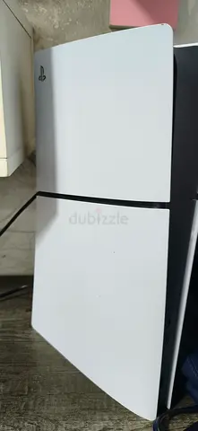 Ps5 slim + 2 controllers + PSVR2