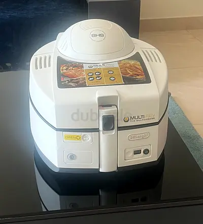 De'Longhi MultiFry Electric Multicooker / Air Fryer - White