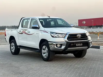 2025 Toyota HILUX — фото 2