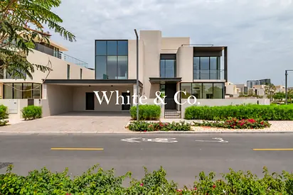 Lagoon View | Luxury 5BR Villa | Basement