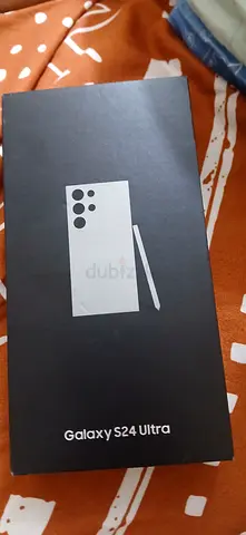 Samsung Galaxy S24 Ultra box (sealed/with original packaging)