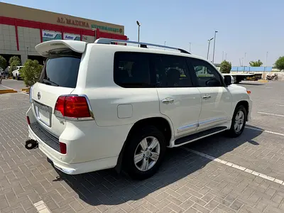 2015 Toyota LAND CRUISER — фото 4