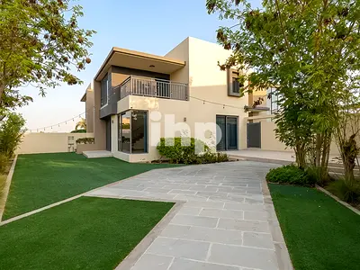 Luxury 4 Bed + Maid | Greenbelt | Prime location