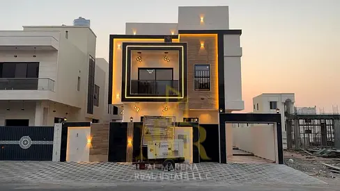 5 Master Bedrooms with Built-Ups | Two Floors & Roof | 4,000 sq ft Built-up Area | Private Pool | Central Air Conditioning Included A unique opportun