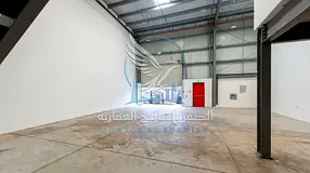 Warehouse for Rent in Industrial Area 10 – Wide Access and Practical Storage Space
