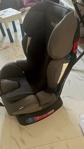 MOON Maxi-style Convertible Child Car Seat - Good Condition