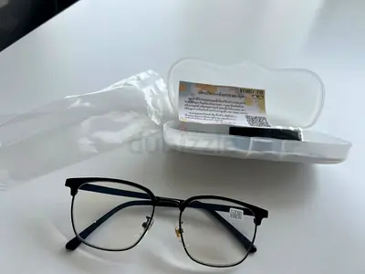 Reading Glasses,Power +250,Unisex Retro Square Frame Glasses - Clear Lens - Light & Comfortable