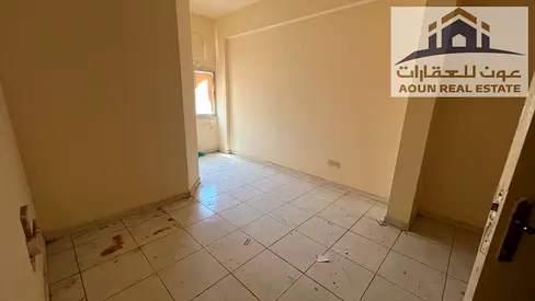 🔥 استوديو في البوطينة | مطبخ منفصل | 13,000 درهم نهائي | 6 دفعات 🇦🇪 استوديو للإيجار السنوي – البوطينة، الشارقة ✨ سعر نهائي مميز جدًا مع مطبخ منفصل
