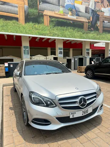 2015 Mercedes-BENZ E-CLASS 照片 3