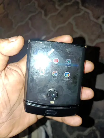 Moto razr 2022