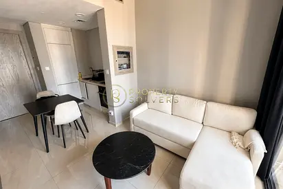 Modern I Elegant I Near Metro I Furnished