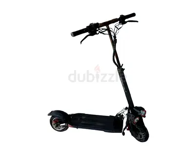 Used Dual-Motor Electric Scooter with Foldable Handlebars - EXCELLENT Condition