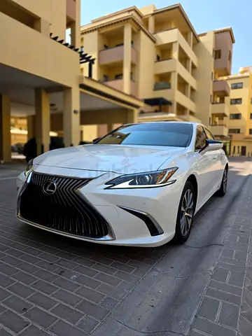 Lexus ES 350 2020 | GCC Specs | Full Service History