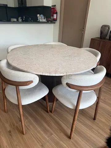 Round real marble dining table without chairs wooden base