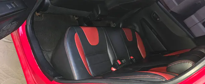 2012 Toyota YARIS — фото 10