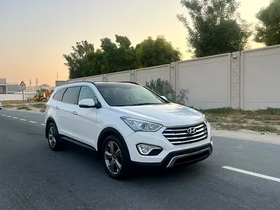 Hyundai Santa Fe GLS 2015 GCC Specs in Excellent Condition