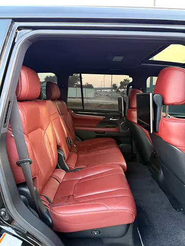 صورة 10 لـ 2018 Lexus LX-SERIES