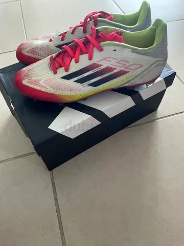 Adidas f50s football boots (size 42eu) with original box - pink/white