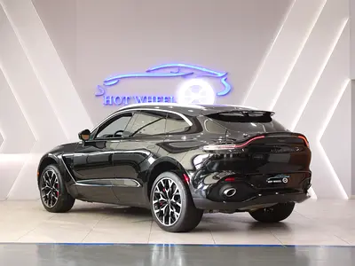 2022 Aston Martin DBX 照片 4