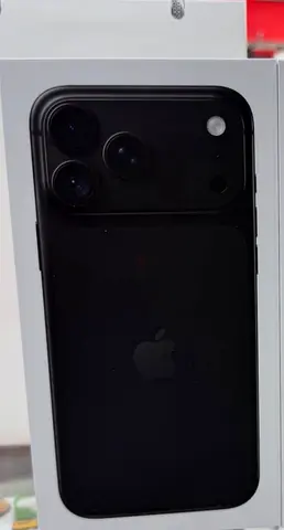Apple iPhone 18 Pro Max Black
