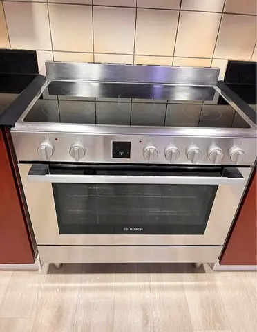 Bosch electric cooker 90 cm good condition for sale