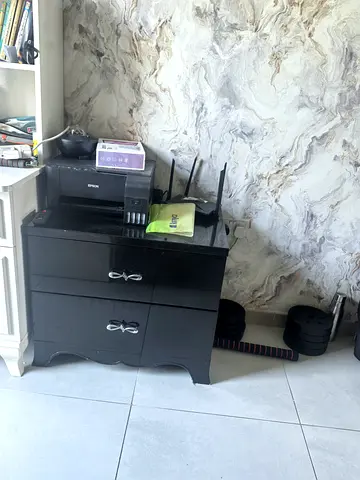 Black drawer