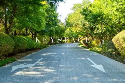 Premium Parkside Villa | Relaxed Nature-Inspired Living | Resale