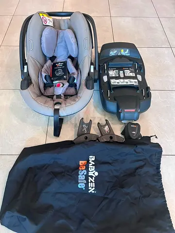 Babyzen Izi Go Modular Car Seat & ISOFix base