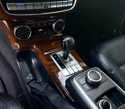 2015 Mercedes-BENZ G-CLASS photo 9
