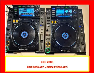 PAIR OF CDJ 2000 (mint)