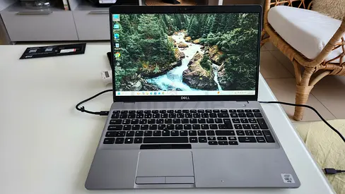 Dell Precision 3551 i7 | 32GB RAM | Quadro P620 | 512GB SSD + 1TB HDD