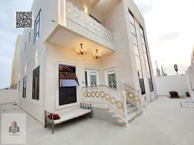 Villa for sale with a stone façade and high-end (super) finishing; located near the park.