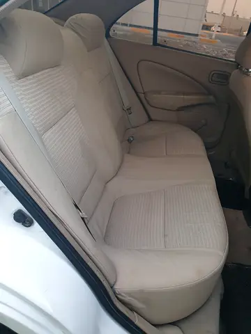 2009 Nissan SUNNY 照片 7
