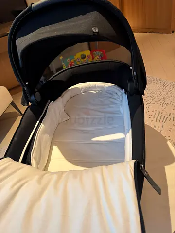Cybex Black Carrycot / Bassinet - Excellent Used Condition