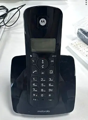 Motorola Cordless Landline Phone with Base - Good Working Condition