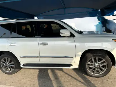 صورة 6 لـ 2015 Lexus LX-SERIES